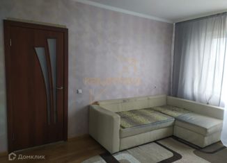 Продаю 2-ком. квартиру, 37 м2, Новосибирск, улица Бурденко, 44, улица Бурденко