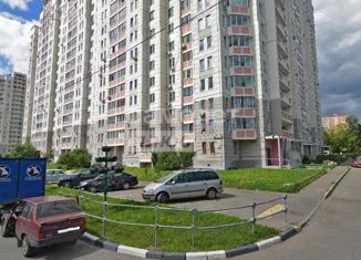 Продажа трехкомнатной квартиры, 69.9 м2, Москва, Некрасовская улица, 9, станция Панки