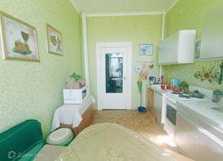 Продам 1-ком. квартиру, 38 м2, село Тамбовка, улица Штойко, 59