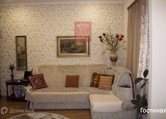 Продаю пятикомнатную квартиру, 105 м2, Евпатория, улица 13 Ноября, 66/1А
