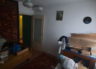 Продается 4-ком. квартира, 74.8 м2, Ейск, Красная улица, 47/4