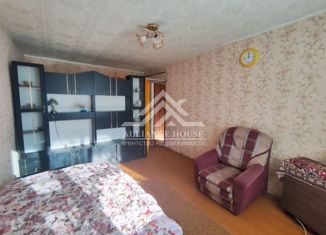 Продается двухкомнатная квартира, 47 м2, Арск, улица Максима Горького, 27