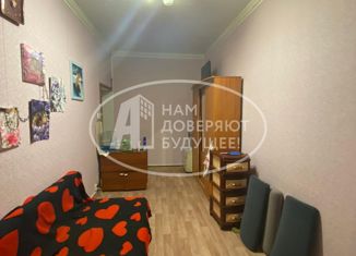 Продам комнату, 73.7 м2, Ижевск, улица Орджоникидзе, 24, Южный жилой район