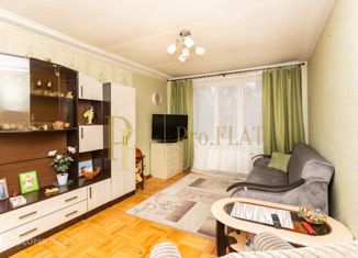 Продажа 3-ком. квартиры, 62 м2, Санкт-Петербург, Народная улица, 82, Народная улица