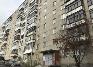 Сдается двухкомнатная квартира, 48 м2, Екатеринбург, Расточная улица, 15к8, Расточная улица