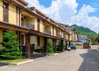 Продаю таунхаус, 105 м2, село Эстосадок, улица Горная Карусель