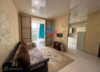 Продам 2-ком. квартиру, 49 м2, село Витязево, улица Комарова, 57