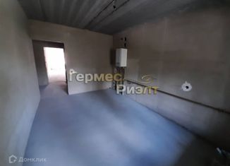 Двухкомнатная квартира на продажу, 60 м2, станица Ессентукская, Южный переулок, 43А/1к2