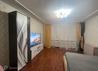 Трехкомнатная квартира на продажу, 61.7 м2, Туймазы, улица Луначарского, 28А