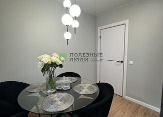 Продается 3-ком. квартира, 75 м2, Удмуртия, улица имени В.С. Тарасова, 2