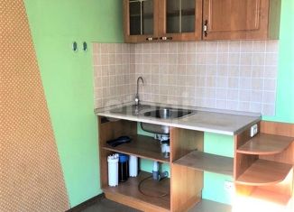 Сдам 2-ком. квартиру, 50 м2, Владивосток, улица Гульбиновича, 29, Первомайский район