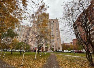 Продается 1-ком. квартира, 40 м2, Санкт-Петербург, метро Комендантский проспект, улица Ильюшина, 13к2