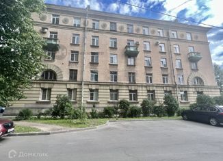 Продаю 4-ком. квартиру, 90.1 м2, Санкт-Петербург, улица Полярников, 15, муниципальный округ Ивановский