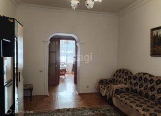 Продаю 3-комнатную квартиру, 66 м2, Карачаево-Черкесия, Первомайская улица, 20