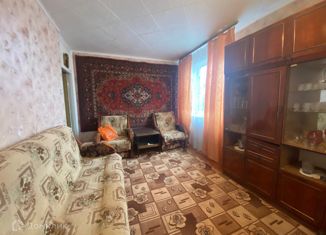 Продается двухкомнатная квартира, 41.5 м2, Мценск, улица Карла Маркса, 58