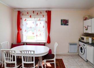 Продаю дом, 130 м2, село Еткуль, улица Победы, 96