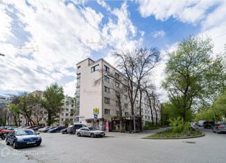 Продаю трехкомнатную квартиру, 71 м2, Екатеринбург, проспект Ленина, 52/4А