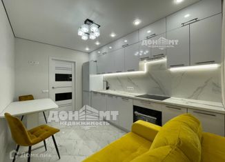 Продается двухкомнатная квартира, 43.1 м2, Ростов-на-Дону, проспект 40-летия Победы, 63/17с7, ЖК Сокол Град