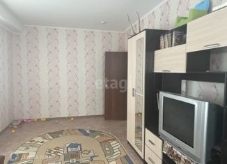 Двухкомнатная квартира на продажу, 63.4 м2, Муравленко, Молодёжная улица, 36