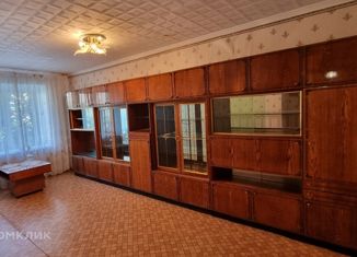 Трехкомнатная квартира на продажу, 56.4 м2, Амурск, проспект Победы, 16