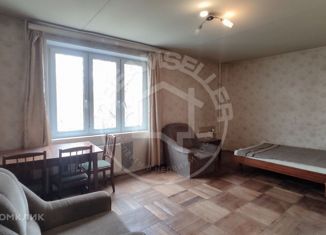 Продается 2-комнатная квартира, 42.2 м2, Санкт-Петербург, бульвар Новаторов, 5, метро Ленинский проспект