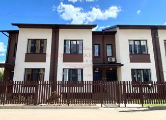 Продаю таунхаус, 130 м2, посёлок Пригородный, Звёздный проспект, 2А