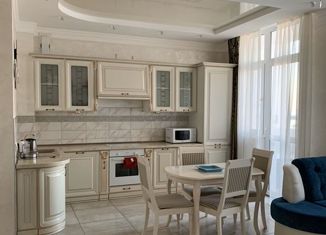 Сдача в аренду 2-ком. квартиры, 69 м2, Севастополь, Парковая улица, 14А