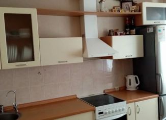 Продажа 3-ком. квартиры, 80 м2, Старый Оскол, микрорайон Степной, 4