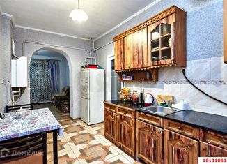 Продается 3-комнатная квартира, 90.9 м2, Адыгея, 1-й переулок Гагарина, 1