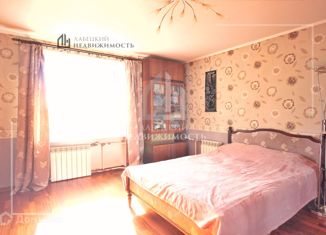 Продам трехкомнатную квартиру, 73.7 м2, Санкт-Петербург, улица Бадаева, 5, улица Бадаева