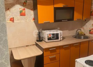 Сдам 3-ком. квартиру, 49 м2, Тобольск, улица Знаменского, 60