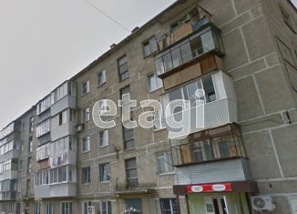 Продам двухкомнатную квартиру, 49 м2, Челябинская область, Индустриальная улица, 20