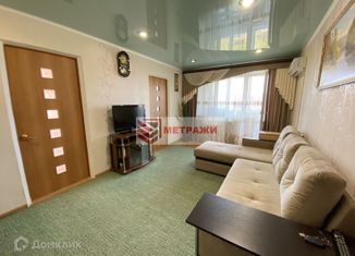 Продаю 4-ком. квартиру, 60.6 м2, Темрюк, улица Ленина, 71