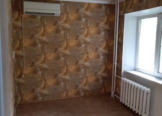 Продаю двухкомнатную квартиру, 22.9 м2, Волжский, улица имени Генерала Карбышева, 56
