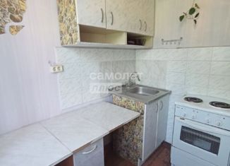 Продажа 2-комнатной квартиры, 41 м2, Красноярск, улица Кутузова, 69