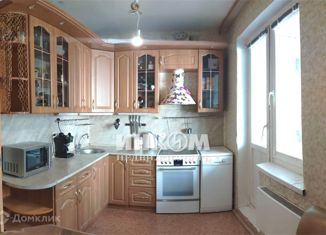 Трехкомнатная квартира на продажу, 77 м2, Москва, улица Брусилова, 21, улица Брусилова