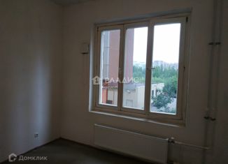 Продам 2-ком. квартиру, 62.3 м2, деревня Новое Девяткино, Озерная улица, 8