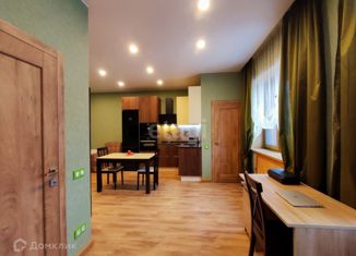 Продается 2-ком. квартира, 66.1 м2, Валдай, улица Труда, 3А