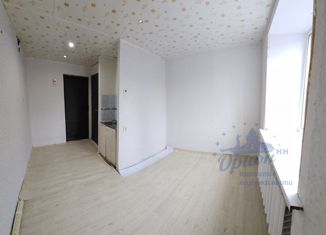 Продаю 1-ком. квартиру, 12.6 м2, Бор, улица Чугунова, 12