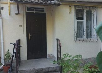 Продам 2-комнатную квартиру, 36.4 м2, Евпатория, Санаторская улица, 8/11