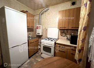 Трехкомнатная квартира в аренду, 54 м2, Волгоград, Краснополянская улица, 4, Дзержинский район