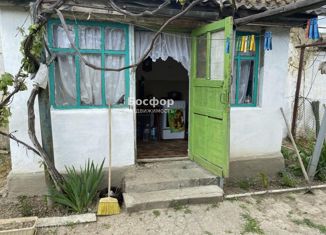 Продам 4-ком. квартиру, 85.8 м2, поселок городского типа Щебетовка, Первомайский переулок, 3