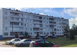 Продам 2-комнатную квартиру, 53.7 м2, Ленинградская область, улица Братьев Пожарских, 9