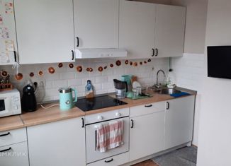 Продаю двухкомнатную квартиру, 59 м2, Москва, Новомарьинская улица, 15, метро Братиславская