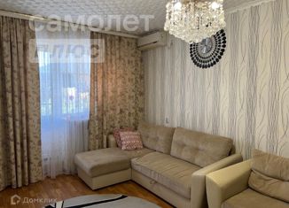 Продам 2-комнатную квартиру, 47 м2, Астрахань, улица Софьи Перовской, 77к1