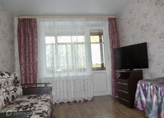 Трехкомнатная квартира на продажу, 55.9 м2, Санкт-Петербург, Озерковая улица, 35А