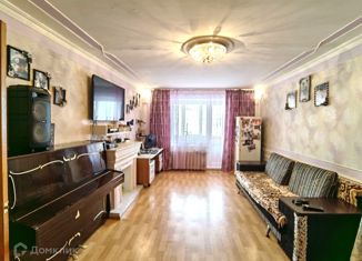 Трехкомнатная квартира на продажу, 70 м2, Вологодская область, Ленинградская улица, 50