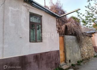 Продаю двухкомнатную квартиру, 69.6 м2, Ставрополь, улица Ипатова, 45