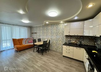 Сдается в аренду 3-ком. квартира, 93.5 м2, Кемеровская область, Запорожская улица, 57