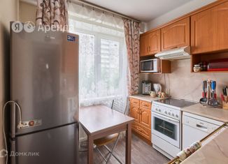 Сдам в аренду 3-ком. квартиру, 58 м2, Санкт-Петербург, улица Асафьева, 2к2, муниципальный округ Шувалово-Озерки